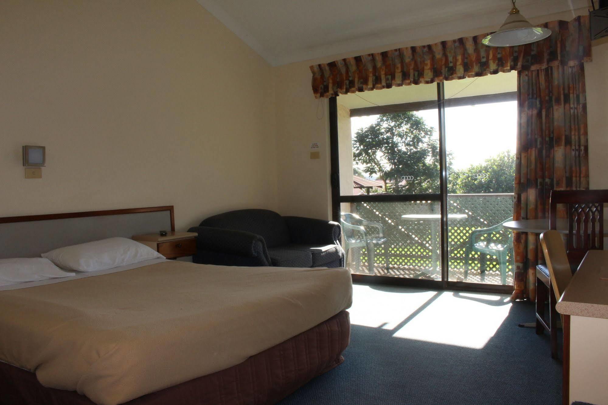 Karri Forest Motel Pemberton Εξωτερικό φωτογραφία