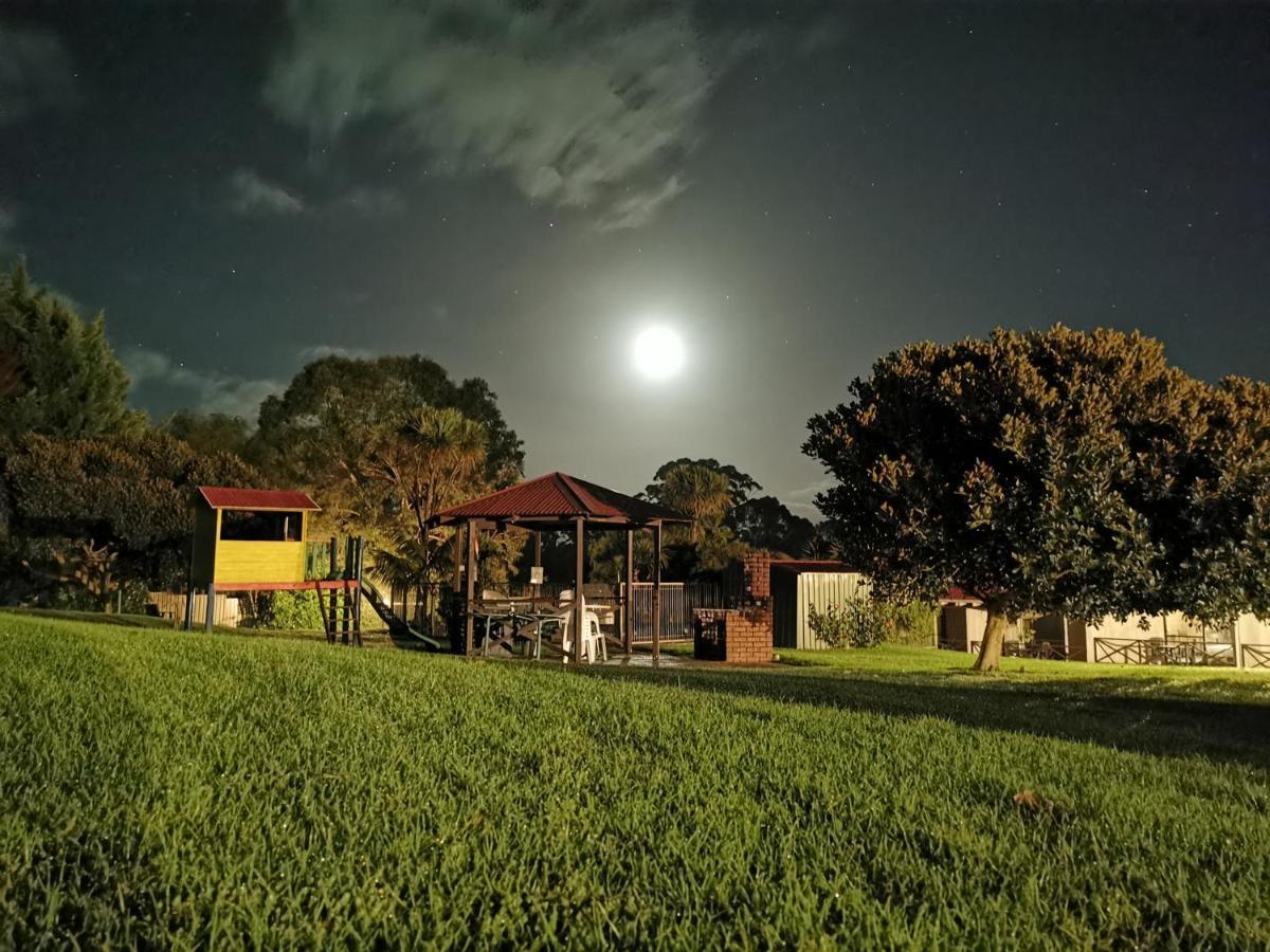 Karri Forest Motel Pemberton Εξωτερικό φωτογραφία